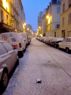 La rue du Moulin Vert sous la neige